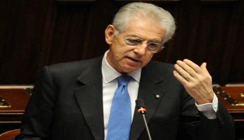 رئيس الوزراء الايطالي يدعو للمساعدة في خفض تكاليف الاقتراض لبلاده