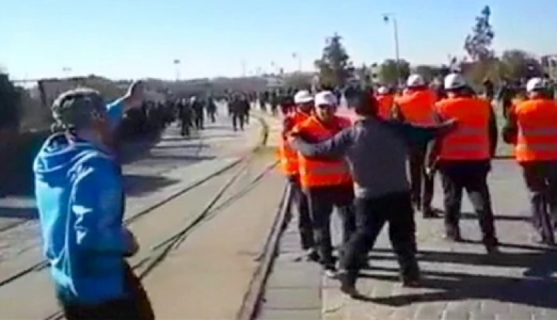 فرنسا تدين الاعتداء على مراقبي الجامعة العربية في سوريا