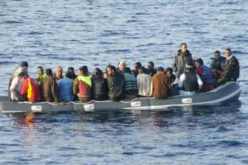 توقيف 47 حراقة بمصر حاولوا التسلل إلى ليبيا