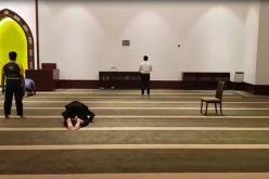 مصلى “مول الإمارات”.. فيض الإيمان ورحابة المكان