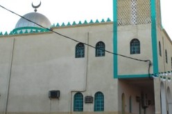 مصلّون يمنعون يهودية من دخول المسجد الكبير بتلمسان