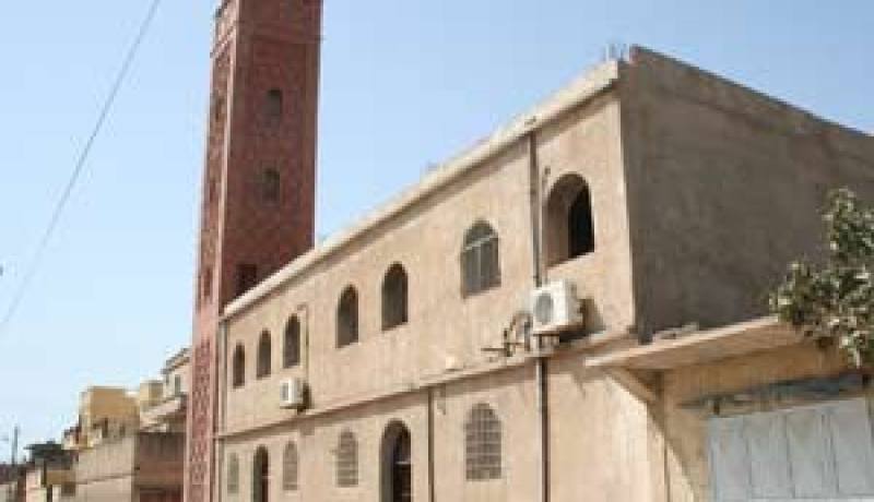 زاوية الشيخ بن عاشور بالسانيا بوهران تتحول إلى مسجد لأداء الفريضة فقط