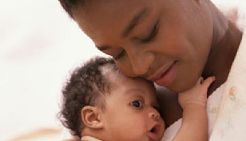 تناغم دقات قلب الأم وجنينها