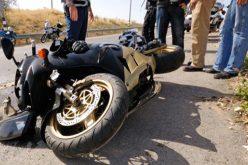 مصرع شابين في حادث اصطدام دراجة نارية بشاحنة في غليزان