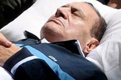 مبارك يعود الى المستشفى بعد تأجيل محاكمته