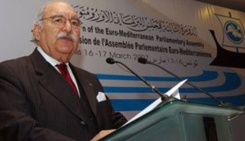 الرئيس التونسي بالنيابة محمد فؤاد المبزع في سطور
