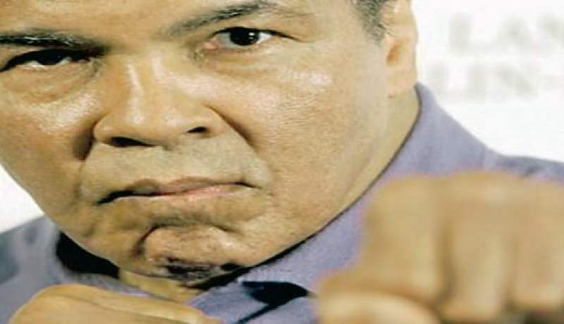 أسطورة الملاكمة محمد على يحتفل بعيد ميلاد السبعين