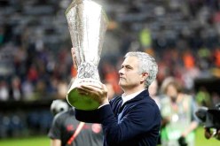 مورينيو يُضحى بـ«دي خيا» و206 مليون أورو لضم رونالدو وموراتا