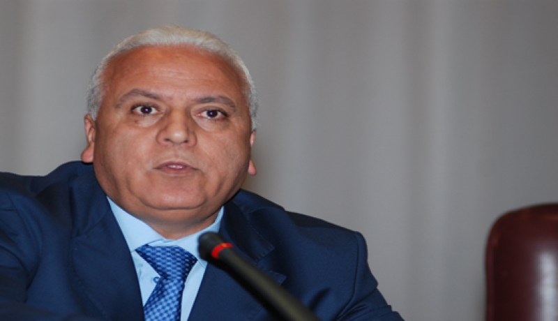 تسليم السكنات مع وقف التنفيذ