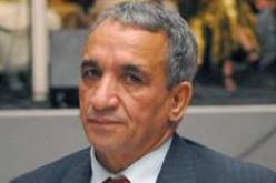 بن حمادي‮ ‬في‮ ‬شارع بن مهيدي‮ ‬