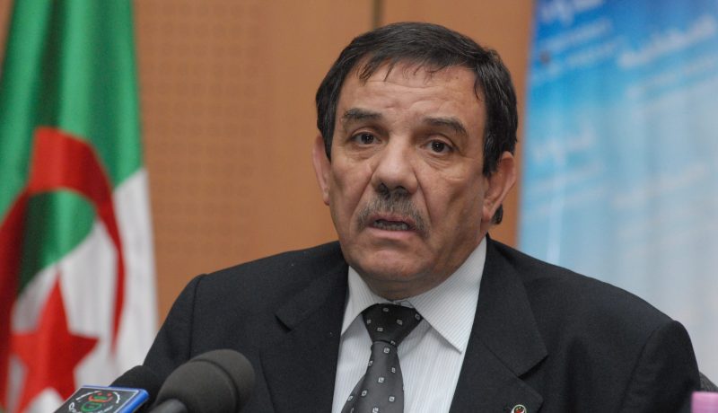 رئيس الجبهة الوطنية الجزائرية يؤكد على ضرورة إصلاح النظام الداخلي لحزبه