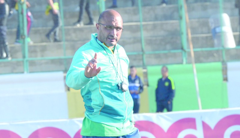 موسوني للنهار..الشبيبة رهينة عصابات وأنا مدرب ولست سوبرمان لأتشاجر معهم في كل مرة