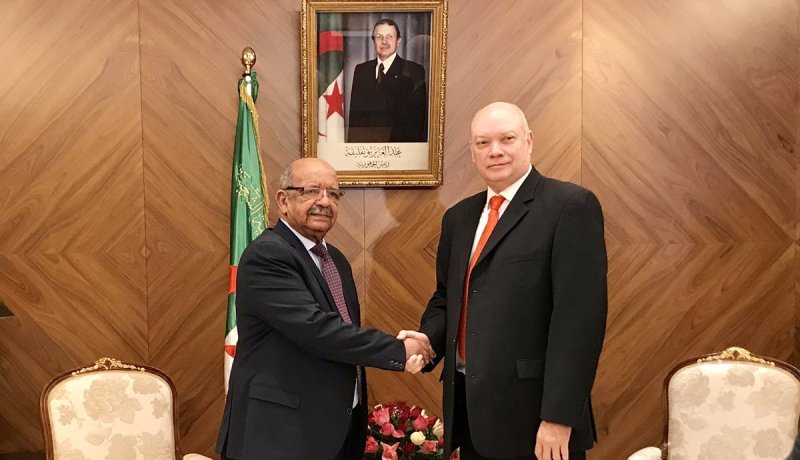 مساهل يتباحث مع نظيره الكوبي سبل تعزيز العلاقات بين البلدين