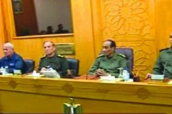 المجلس العسكري يؤكد تمسكه بالسلطة حتى انتخاب رئيس