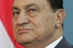 تغريم مبارك ونظيف والعادلي 90 مليون دولار لقطع الاتصالات خلال الثورة