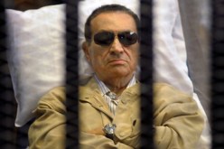 وزير الداخلية المصري ينفي العفو عن مبارك