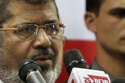 مرسي يدعو رؤساء هيئات قضائية لبحث أزمة القضاء