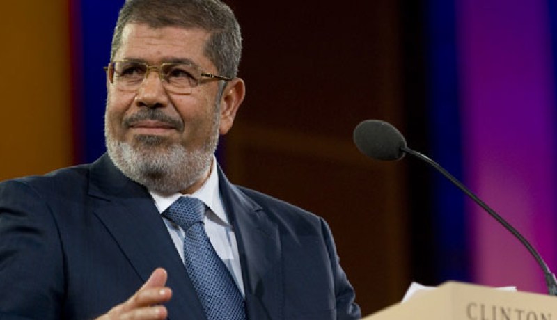 المحافظون الجدد يؤدون اليمين أمام الرئيس مرسي