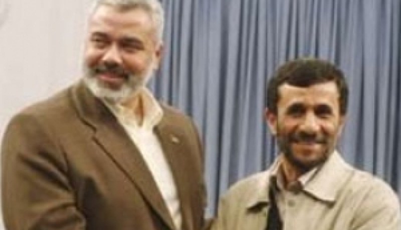 احمدي نجاد يهنئ هنية بالنصر ويؤكد له دعم إيران