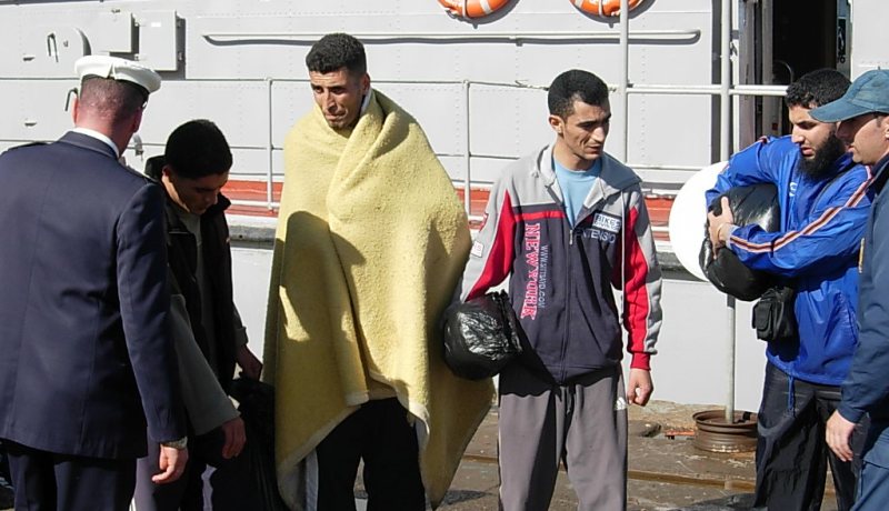 توقيف مجموعة جديدة من المرشحين للهجرة غير الشرعية بالقالة