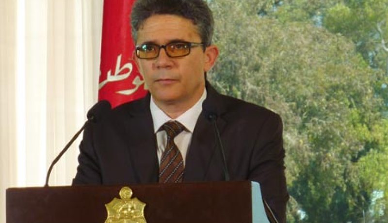 الرئاسة التونسية تدعو إلى تشكيل حكومة وفاق وطني