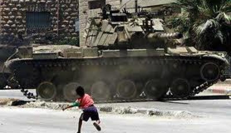 مسؤول فلسطيني يطلب من دول العالم مقاطعة منتجات المستوطنات الإسرائيلية