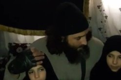 بالفيديو .. حقيقة فيديو الأب الذي جهز ابنته لتفجير نفسها في دمشق