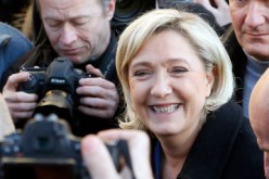 بالصور .. ماري لوبان تزور برج ترامب في نيويورك