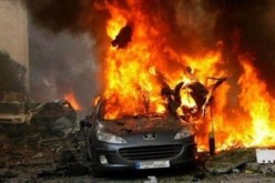 بالصور .. انفجار سيارة مفخخة بوسط طرابلس قرب السفارة الإيطالية