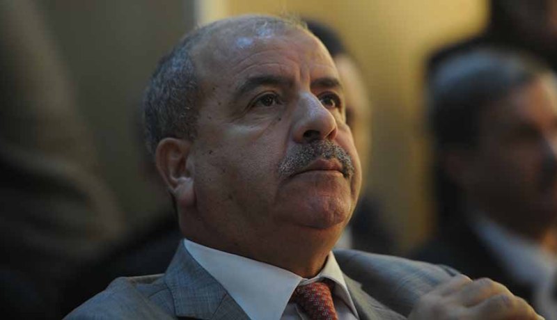 نسيب ينهي عهد البيروقراطية بالإنترنت