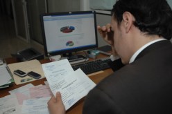 50 ألـــــف يـــــــوم عطـلــــة ''استمراضيـــــة'' للعمـــــال الجزائرييـــــن بمناسبـــــــة العيـــــــد