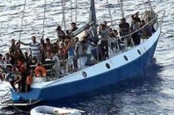 قوات خفر السواحل الإيطالي تنقذ نحو 700 مهاجر قرب قناة صقلية