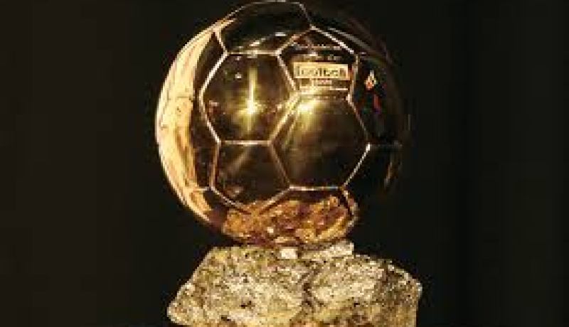 الإتحاد الدولي لكرة القدم يُعلن لائحة المرشّحين لنيل الكرة الذهبية