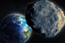 نيزك بحجم شاحنة يمر بين الأرض والقمر دون أضرار