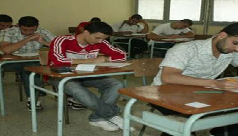 دروس تلاميذ الأقسام النهائية ستتوقف في 10 ماي المقبل