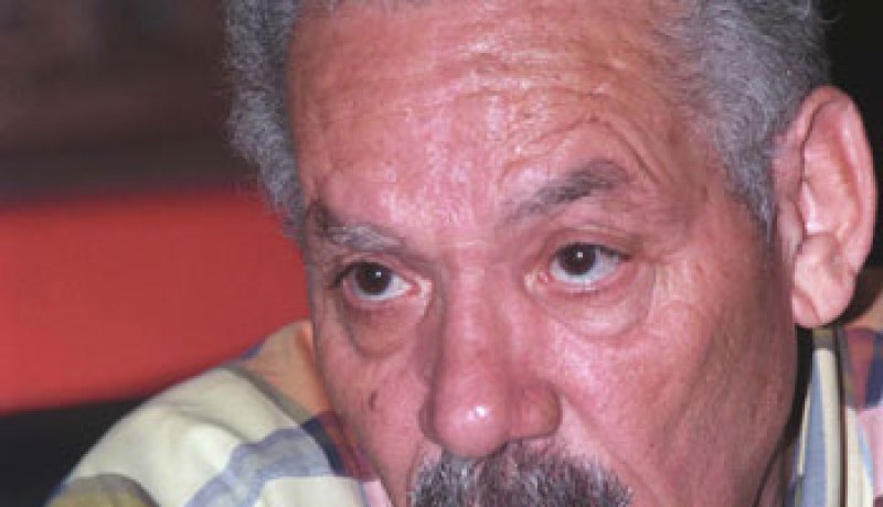 خالد نزار المتهم ليس اللواء المتقاعد؟!