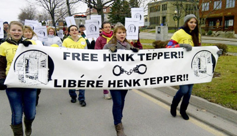 دعم شعبي‮ ‬لمصدّر بطاطا الخنازير إلى الجزائر