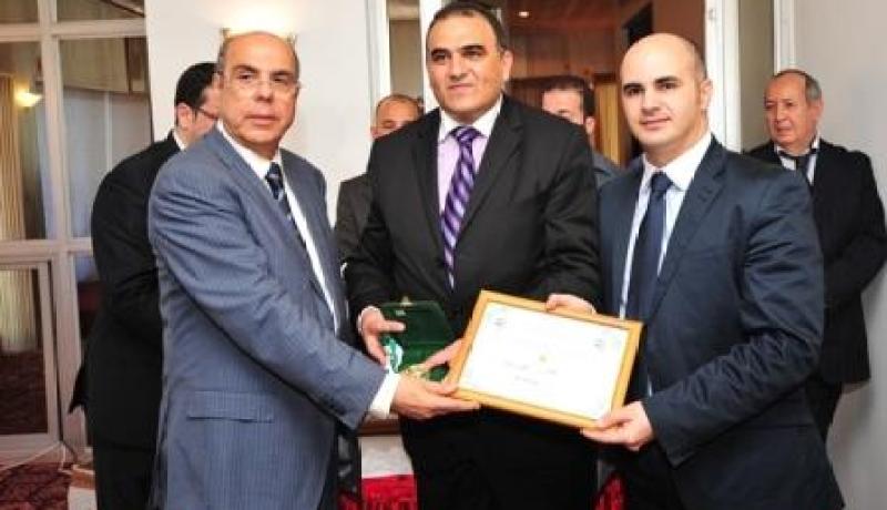 ''جوزيف جد''يحصل على وسام الإستحقاق للفدرالية الجزائرية لكرة القدم