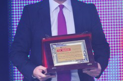 جوزف جد‮ ‬يكرّم في‮ ‬حفل تسليم الكرة الذهبية في‮ ‬فندق‮ ''‬الهيلتون‮''‬