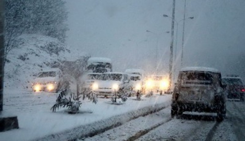 عدة طرق وطنية وولائية مغلقة بسبب تراكم الثلوج