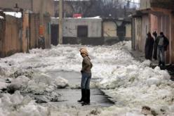 ثلوج بالمناطق الداخلية والشرقية وموجة برد قارص تستمر إلى الاثنين