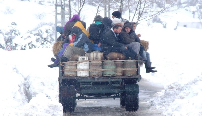 البَرْد يقتل مُتشردا بتبسة.. والثلوج تعزل 19 ولاية