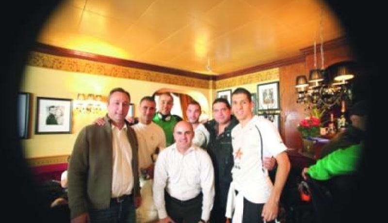 “إنني معجب بالإنجازات الرائعة لهذا الفريق ولا يمكنني إلا أن أكون فخورا بمساره الإستثنائي”