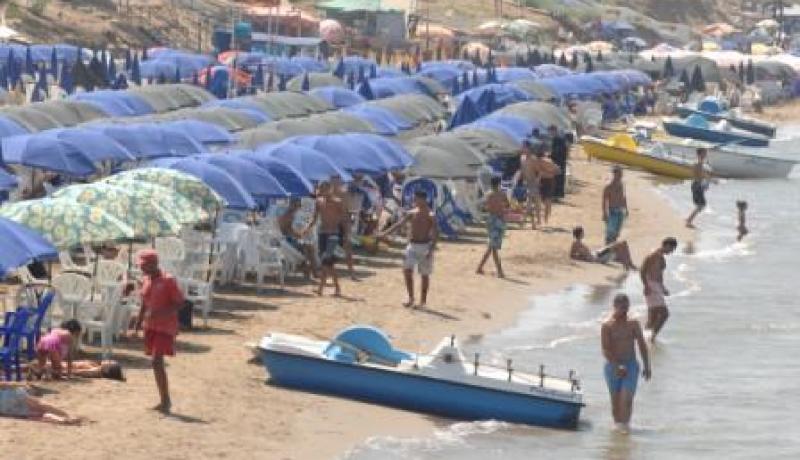 “نجمة” ترافق الجزائريين في عطلتهم الصيفية السنوية