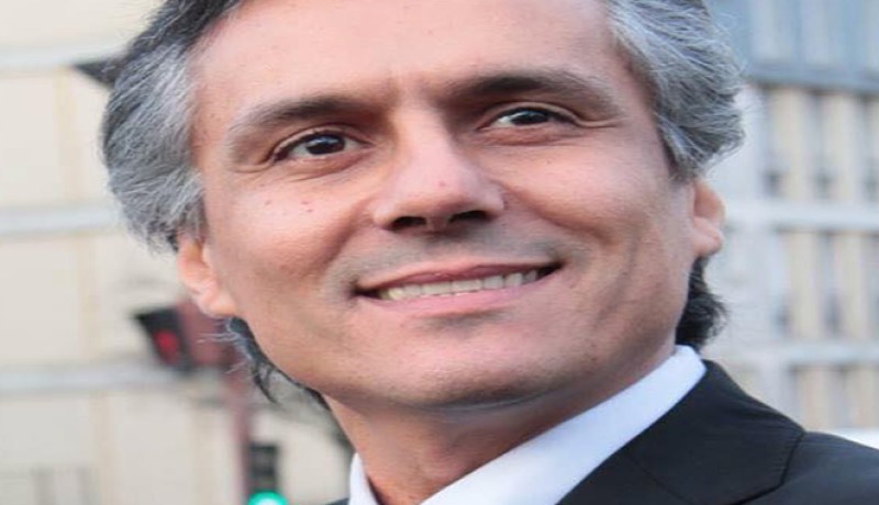 نكاز يحرج رؤساء الأحزاب المعارضة