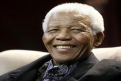 مانديلا غادر المستشفى وسيتلقى العلاج في البيت