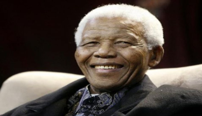 مانديلا غادر المستشفى وسيتلقى العلاج في البيت