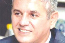 مراجعة الدستور ينبغي أن تشكل “المرحلة الأخيرة” في المسار “الانتقالي”