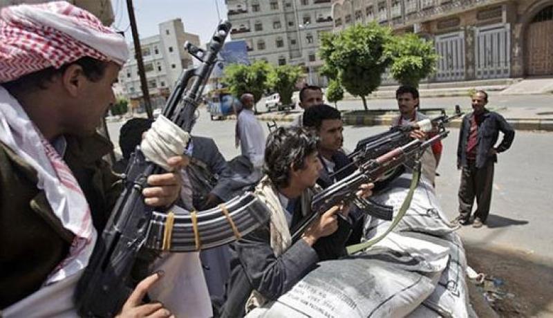 مقتل13 مسلحا في مواجهات بين الحوثيين وأنصار عبد ربه باليمن