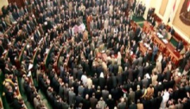 مجلس الشعب المصري يجتمع بعد الظهر رغم قرار حله